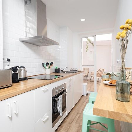 Nordik Apartments Urban - Centro "Reikiavik" マラガ エクステリア 写真