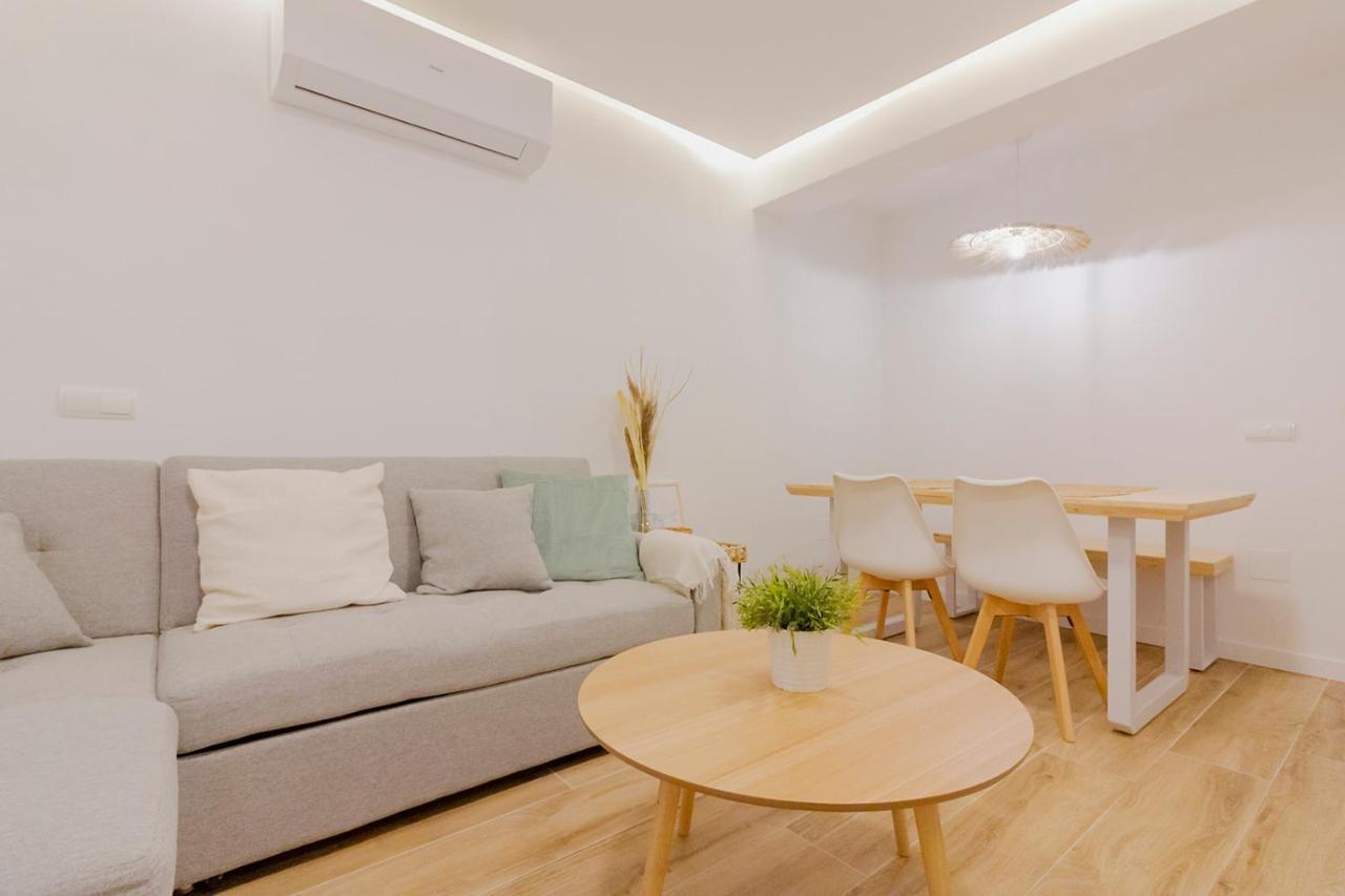 Nordik Apartments Urban - Centro "Reikiavik" マラガ エクステリア 写真
