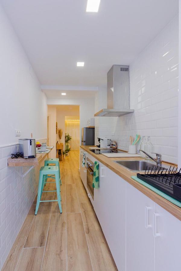 Nordik Apartments Urban - Centro "Reikiavik" マラガ エクステリア 写真